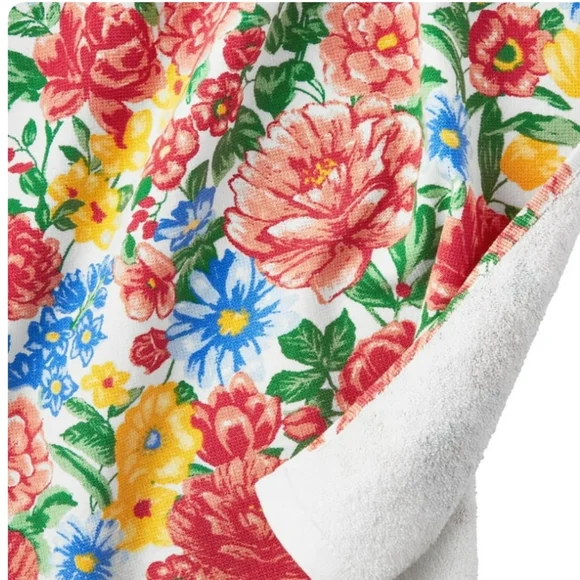 PW Set of Floral Towels - Picture 5 of 8
